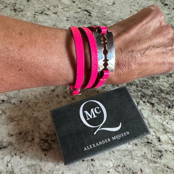 Alexander McQueen Jewelry - Alexander McQueen bracelet